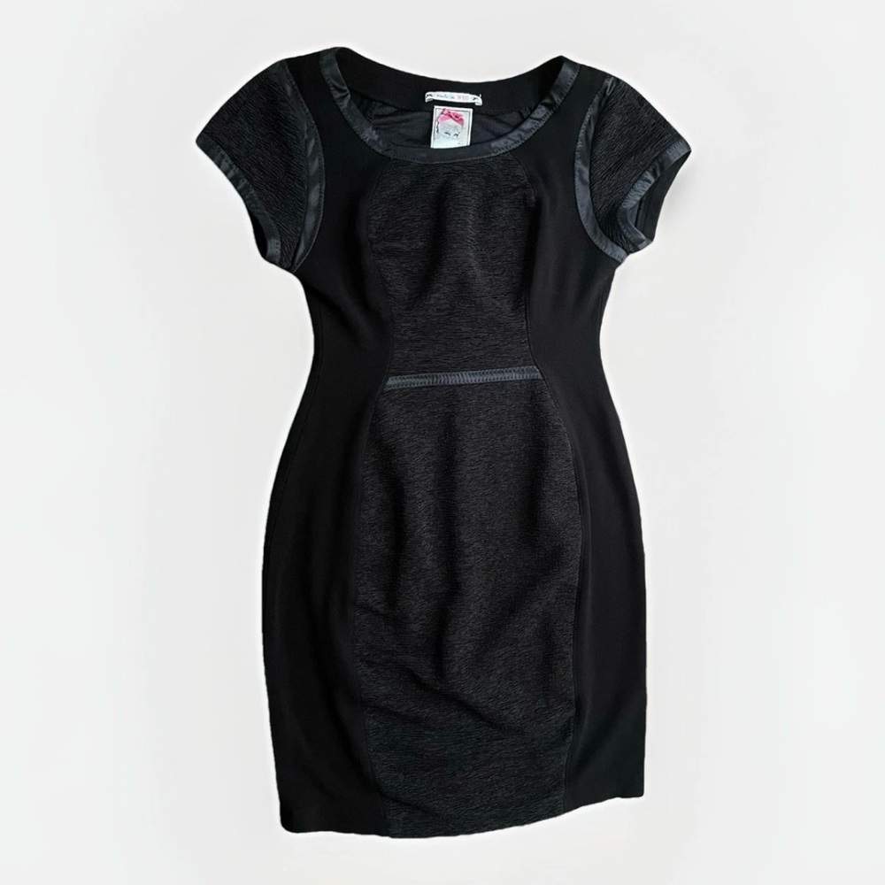 Yoana Baraschi Anthropologie Women’s Black Stretchy Sheath Dress Textured Size 6